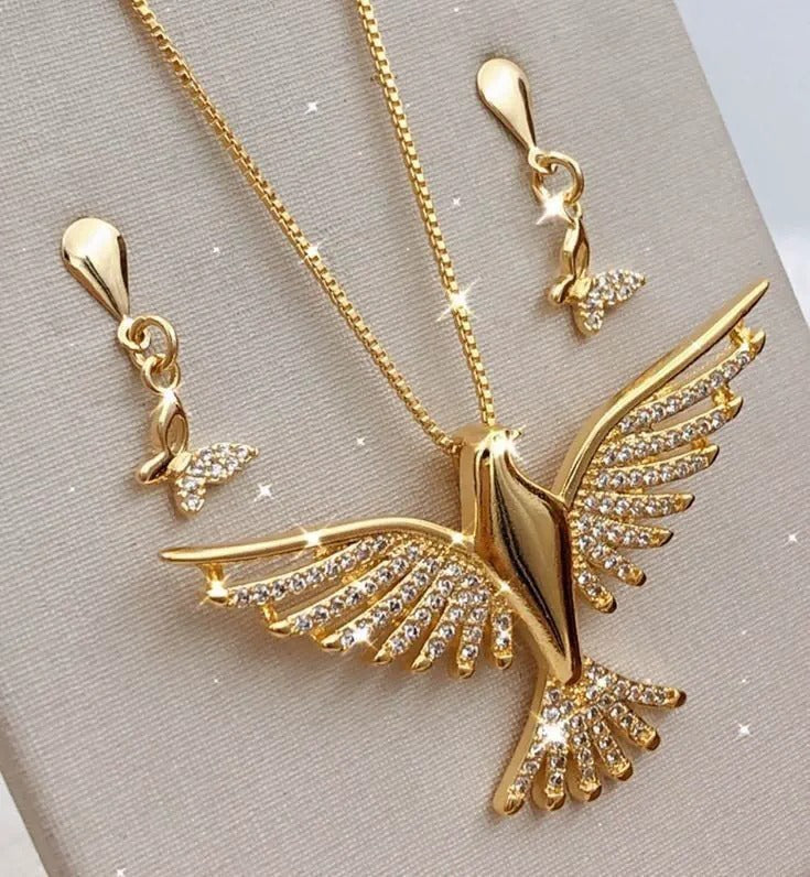 Jewelry as a Statement of Elegance: How Fine Accessories Complete Every Look